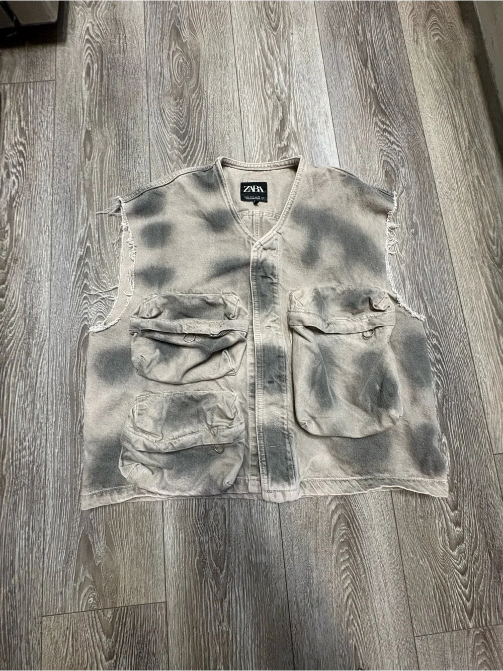 Zara Washed Gray Utility Vest with Cargo Pockets